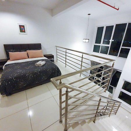 Yenni Duplex @ Decentrum, Kajang Серданг Экстерьер фото