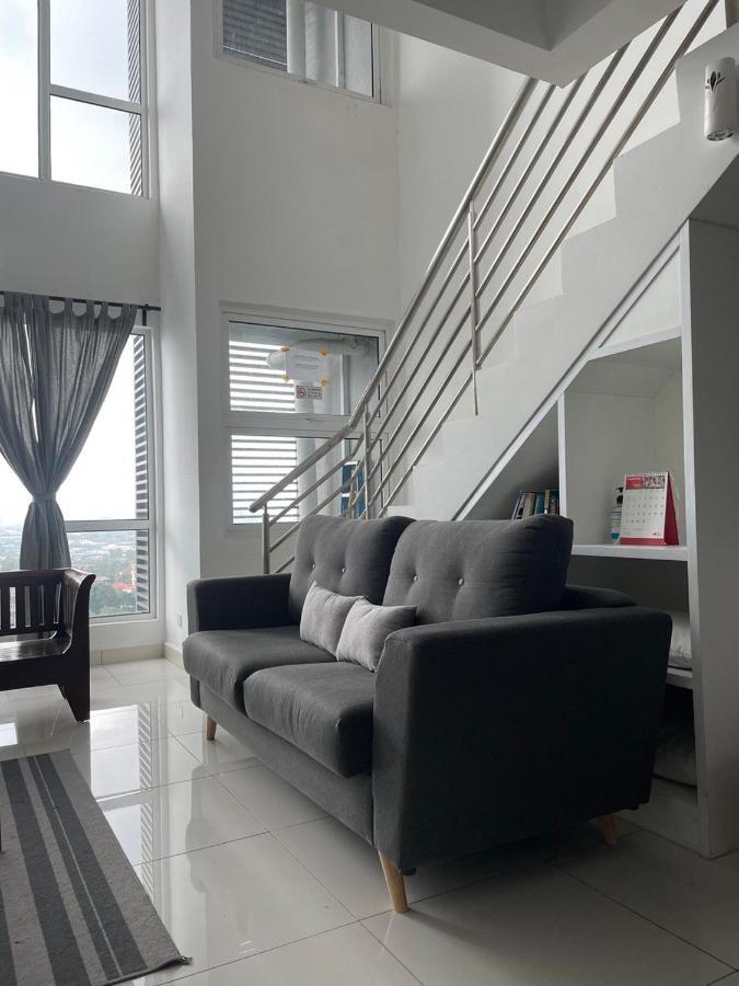 Yenni Duplex @ Decentrum, Kajang Серданг Экстерьер фото