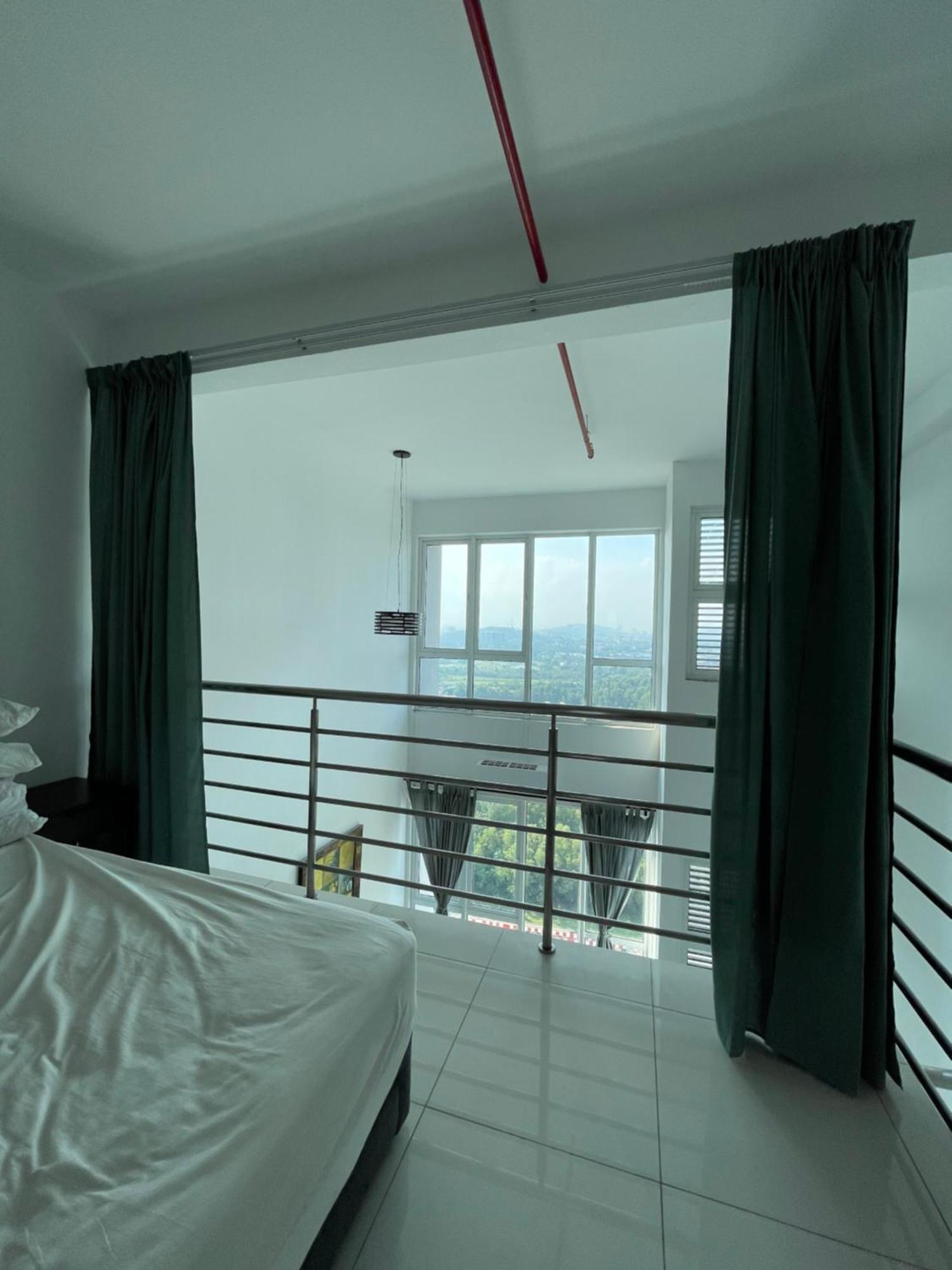 Yenni Duplex @ Decentrum, Kajang Серданг Экстерьер фото