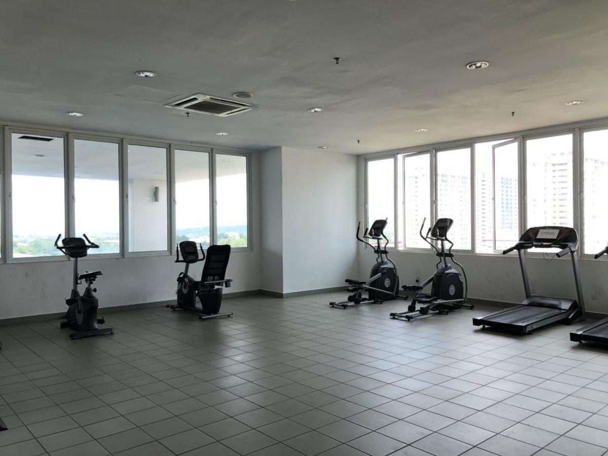 Yenni Duplex @ Decentrum, Kajang Серданг Экстерьер фото