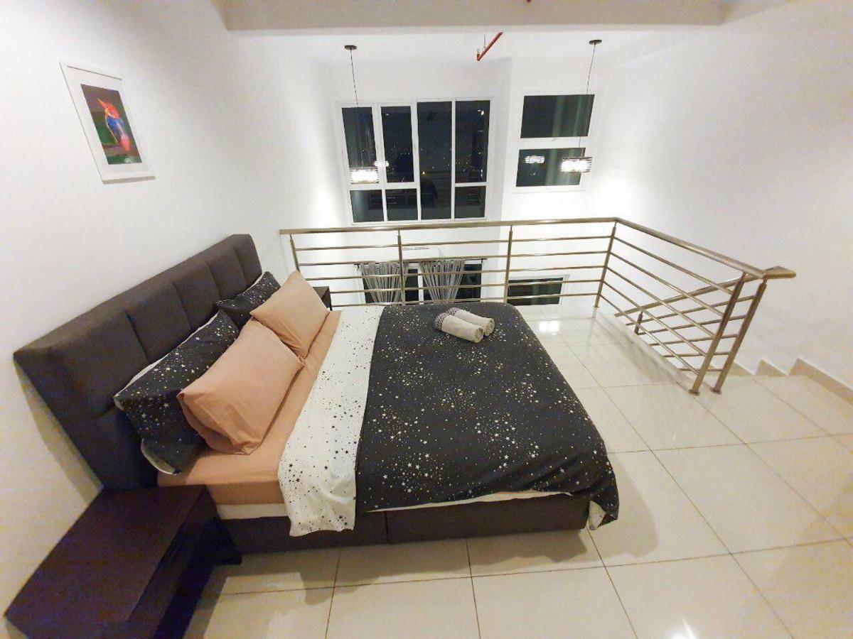 Yenni Duplex @ Decentrum, Kajang Серданг Экстерьер фото