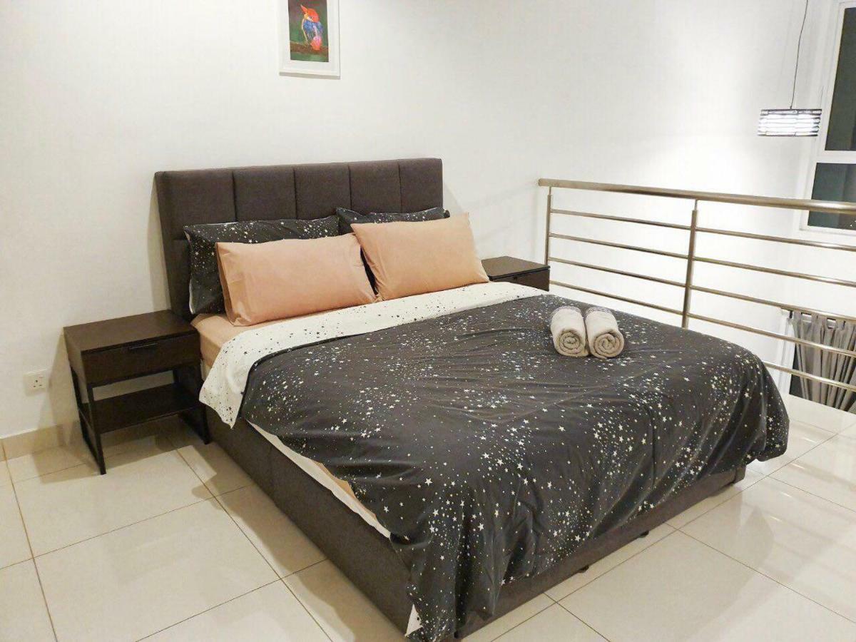 Yenni Duplex @ Decentrum, Kajang Серданг Экстерьер фото